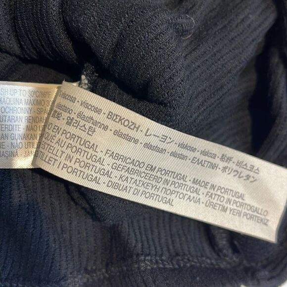 Massimo Dutti Stretch Ribbed Black Faux Wrap/Tie Top - Picture 8 of 10